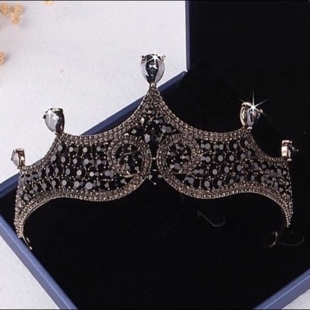 The Black Swan Tiara